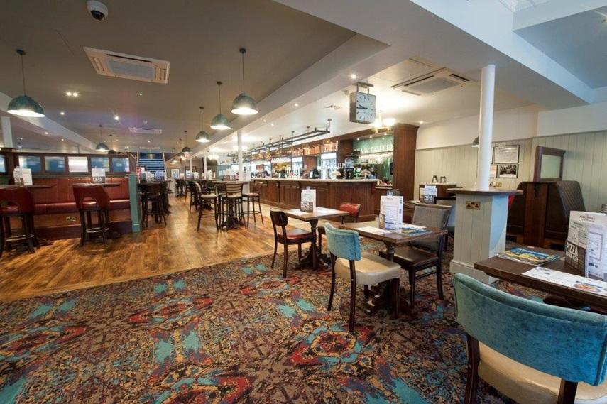 The Bottle Kiln Wetherspoon Hotel ฮาริตช์ ภายนอก รูปภาพ